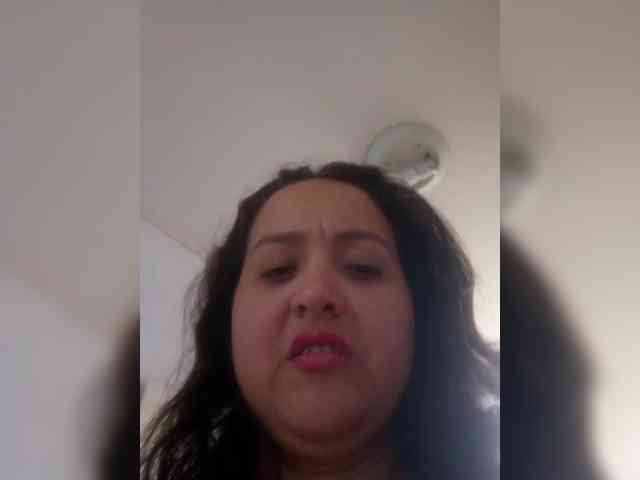 TuchicaHot webcam
