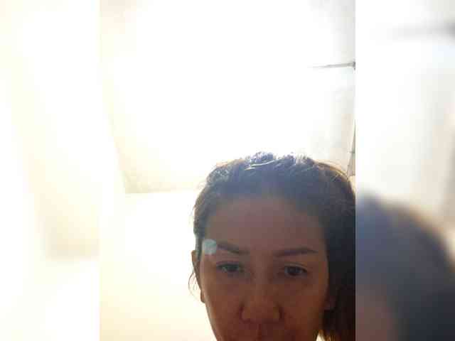 MsMika webcam