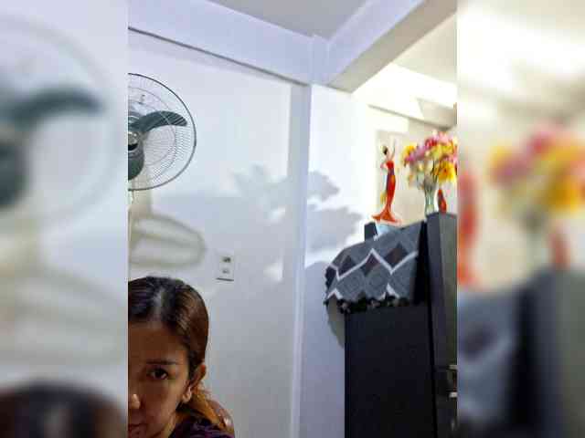 MsMika webcam
