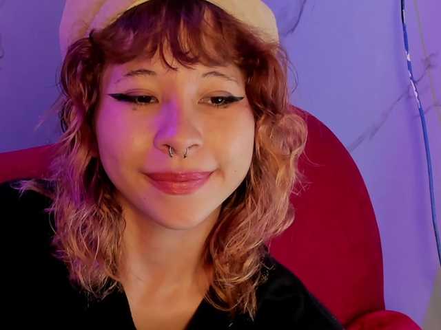 KittyGaang live cam on BongaCams