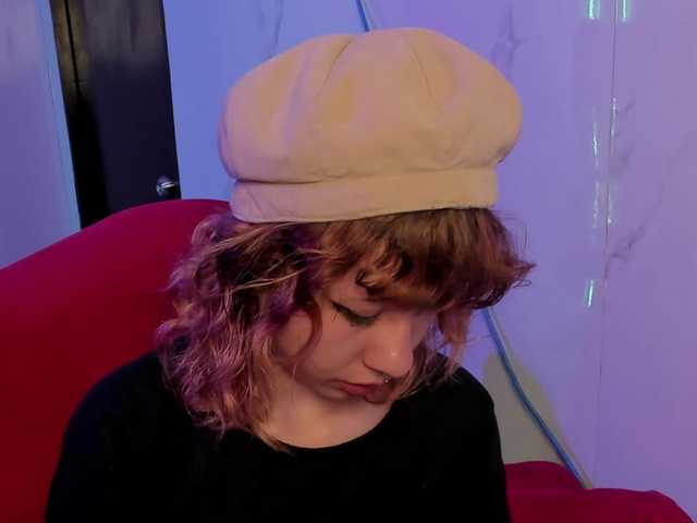 KittyGaang live cam on BongaCams