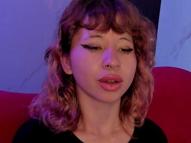 KittyGaang live cam on BongaCams