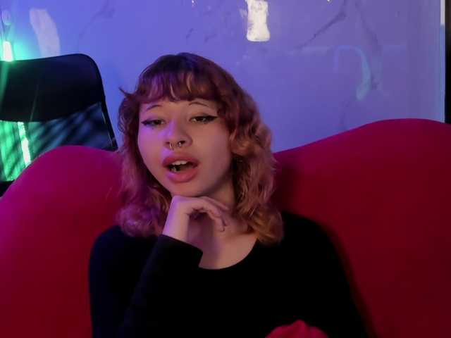 KittyGaang live cam on BongaCams
