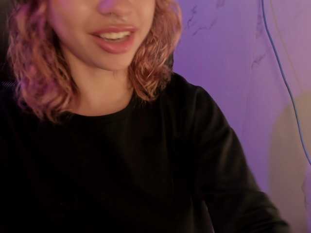 KittyGaang live cam on BongaCams