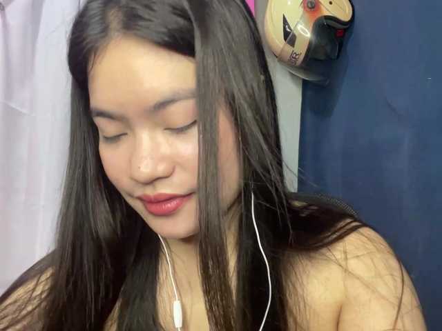 LatonyaWesten live cam on BongaCams