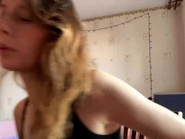 JacqueMcumber live cam on BongaCams