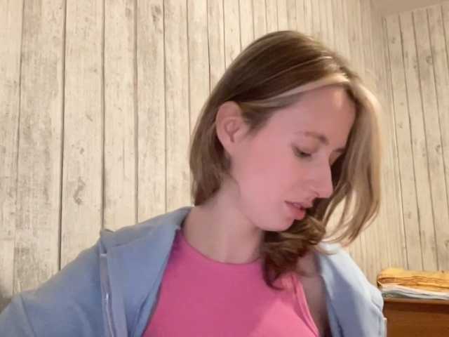 JacqueMcumber live cam on BongaCams