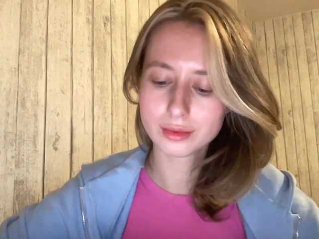 JacqueMcumber live cam on BongaCams