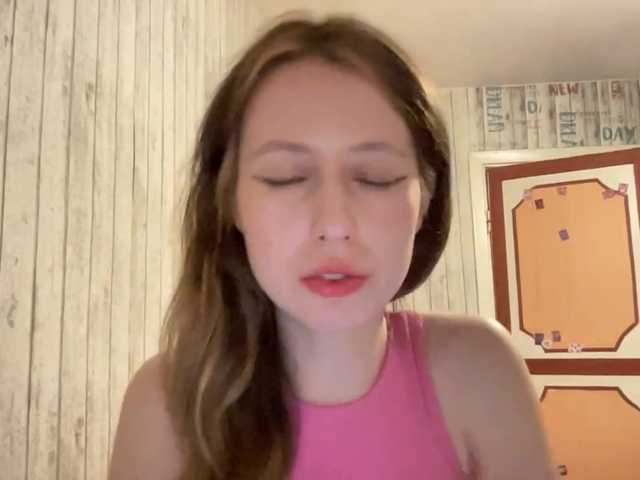JacqueMcumber live cam on BongaCams