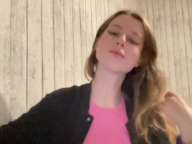JacqueMcumber live cam on BongaCams