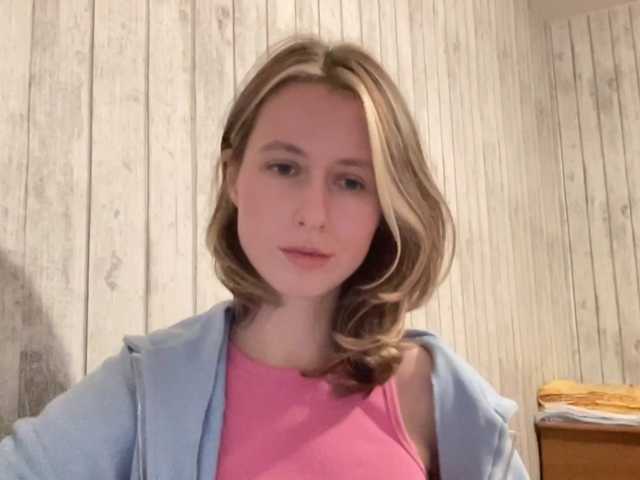 JacqueMcumber live cam on BongaCams