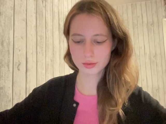 JacqueMcumber live cam on BongaCams