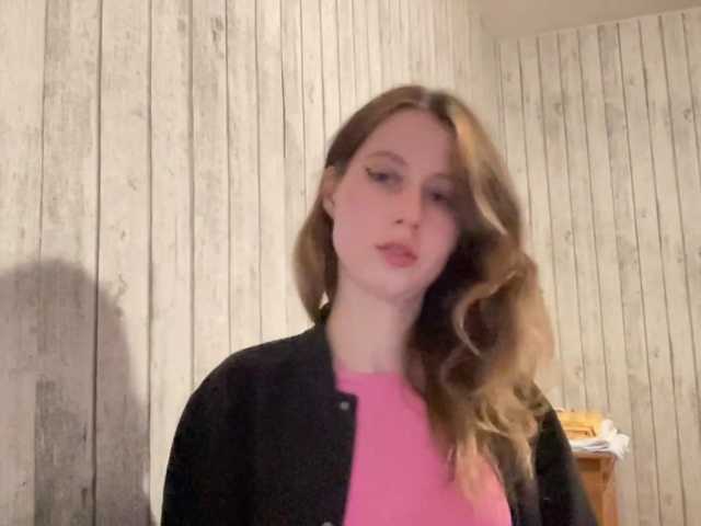 JacqueMcumber live cam on BongaCams