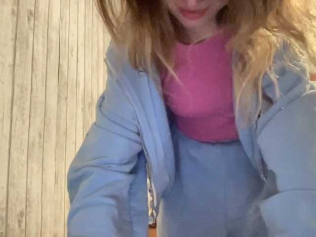 JacqueMcumber live cam on BongaCams
