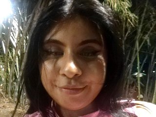 DanniValencia Porn Show