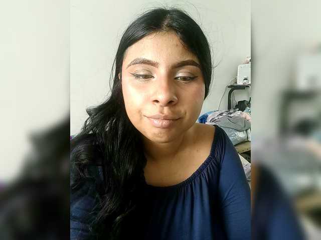 DanniValencia live cam on BongaCams