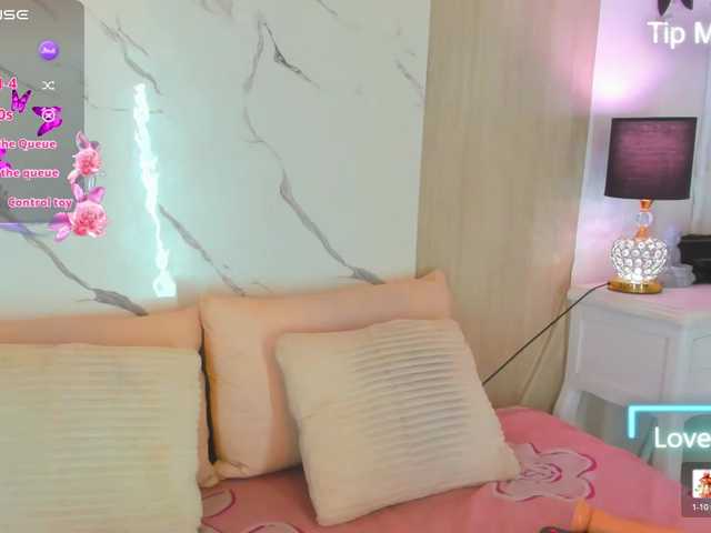 DanniValencia live cam on BongaCams