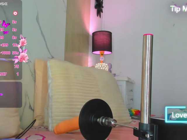 DanniValencia live webcam show