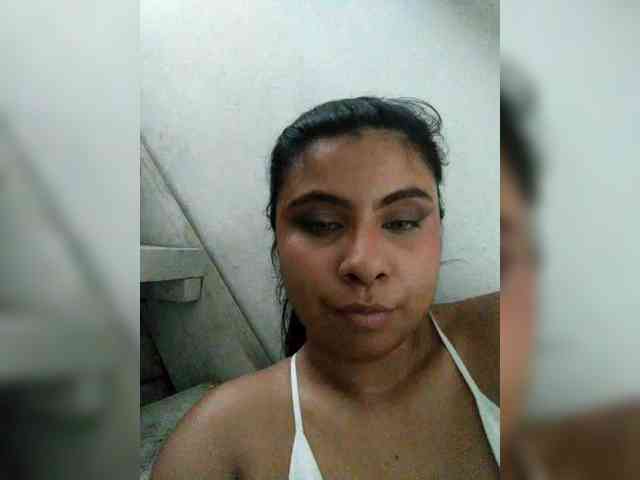 DanniValencia webcam