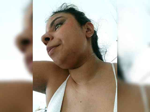 DanniValencia webcam