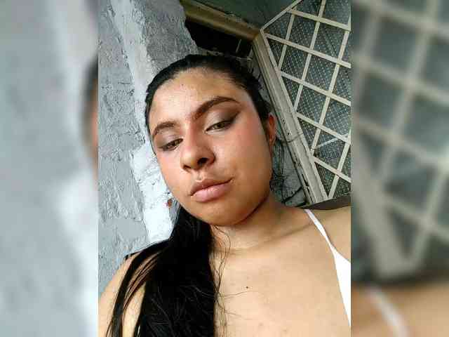 Modèle: DanniValencia