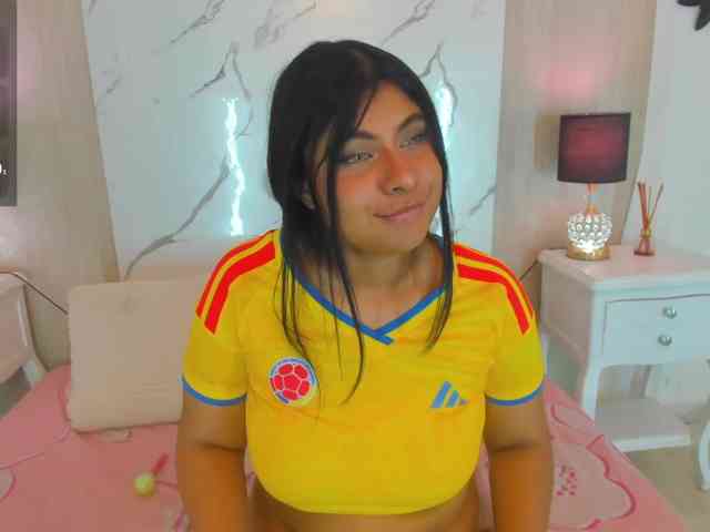 Modèle: DanniValencia