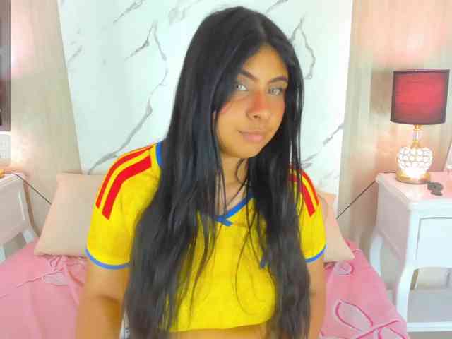 DanniValencia DanniValencia