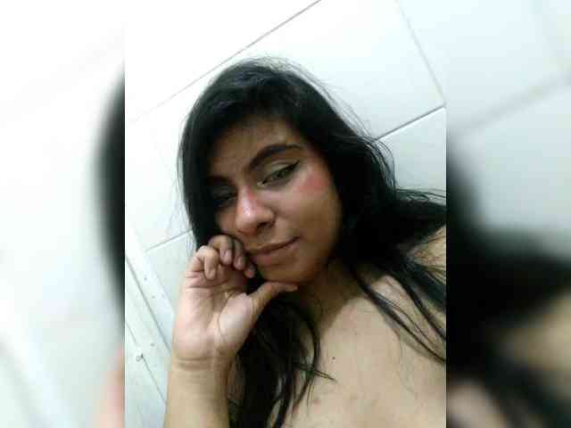 DanniValencia webcam
