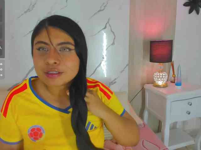Modèle: DanniValencia