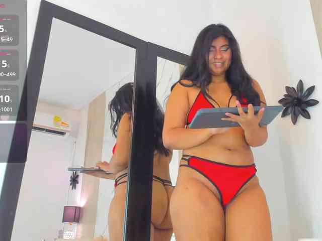 Modèle: DanniValencia