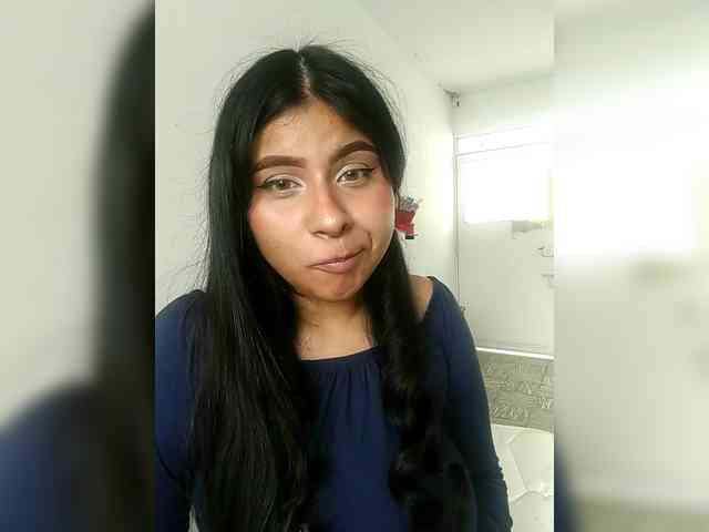 Modèle: DanniValencia