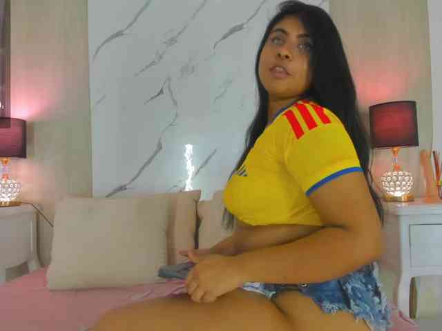 Modèle: DanniValencia