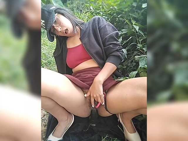 WildAurora live on BongaCams