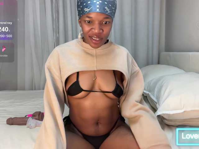 LunaJoCream live webcam show