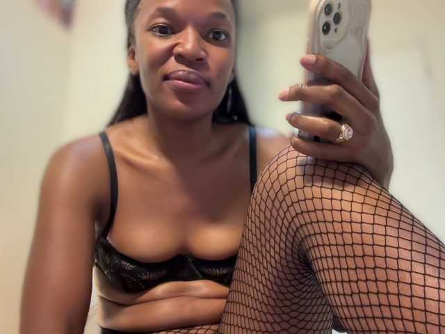 LunaJoCream live cam on BongaCams