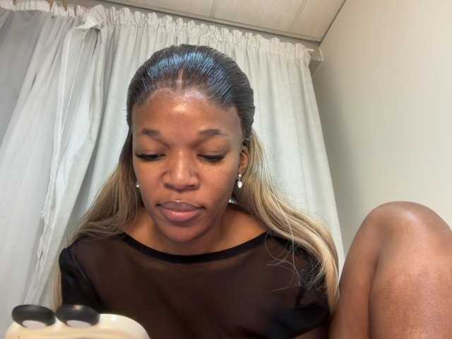 LunaJoCream live cam on BongaCams