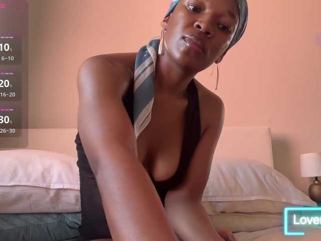 LunaJoCream live webcam show