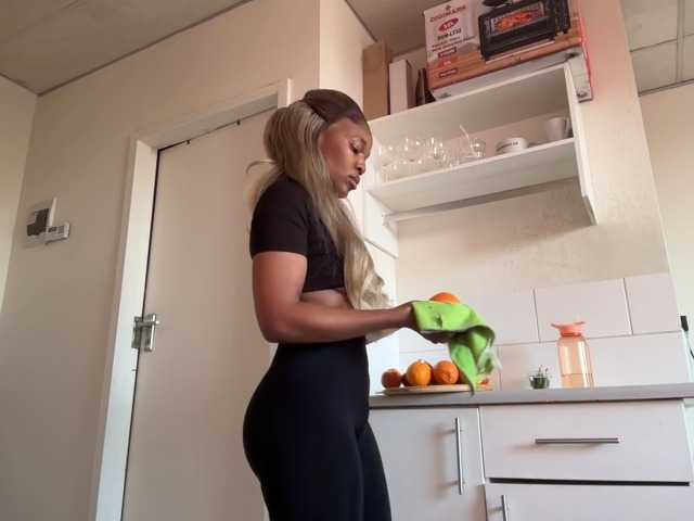 LunaJoCream live cam on BongaCams