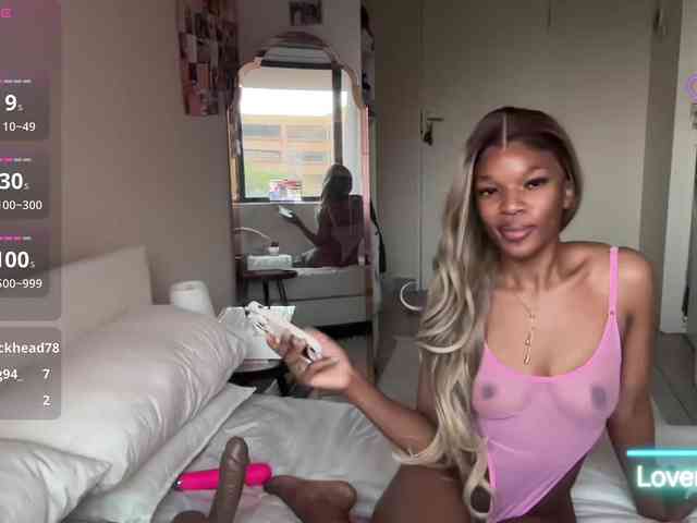 LunaJoCream webcam