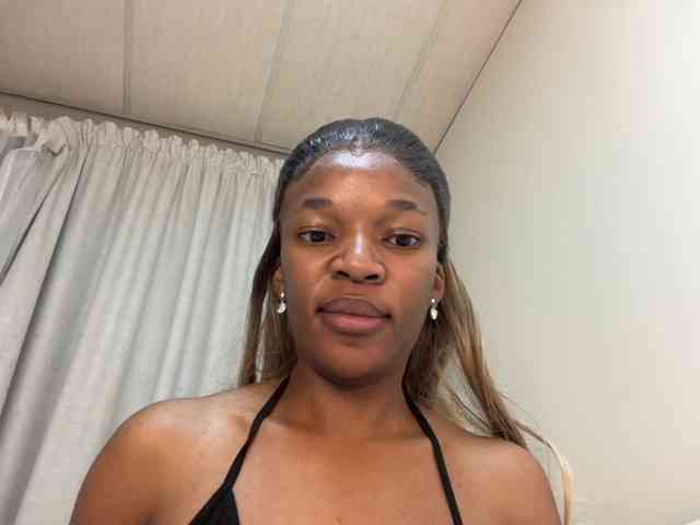 LunaJoCream webcam