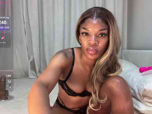 LunaJoCream webcam