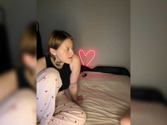 Fallen-angels1 live cam on BongaCams
