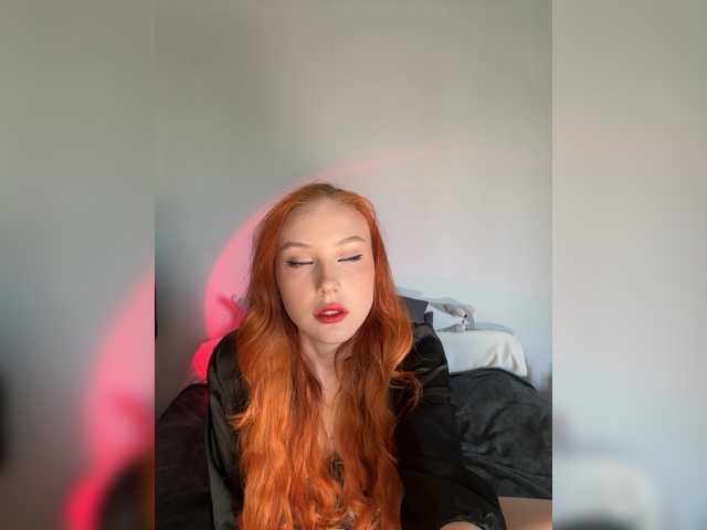 Alyna-Yluana, 18 y/o - Live Cam on BongaCams