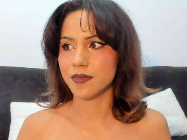 TessaEmber webcam