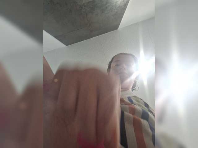 GodessInCharge live webcam show