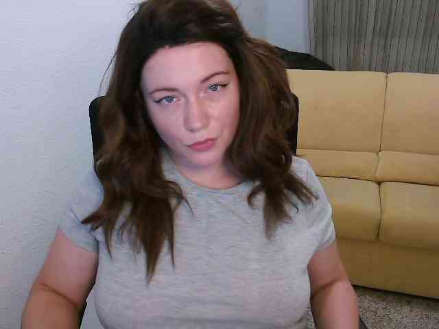 GodessInCharge webcam