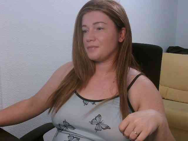 GodessInCharge webcam
