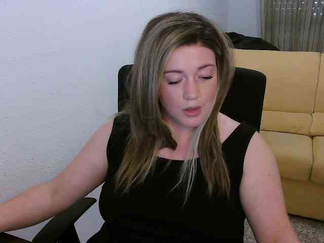 GodessInCharge webcam