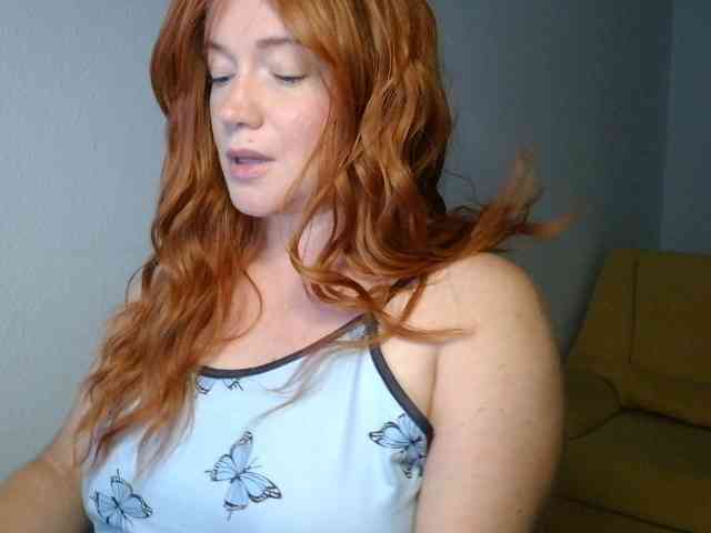 GodessInCharge webcam