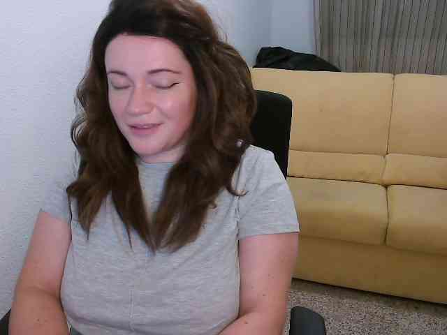GodessInCharge webcam